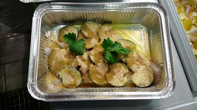 Filetto di pesce con melanzane (orate, spigole, rombi ecc.)